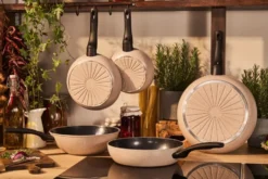 Ballarini Ledro keramisk traktörpanna med glaslock, 28 cm