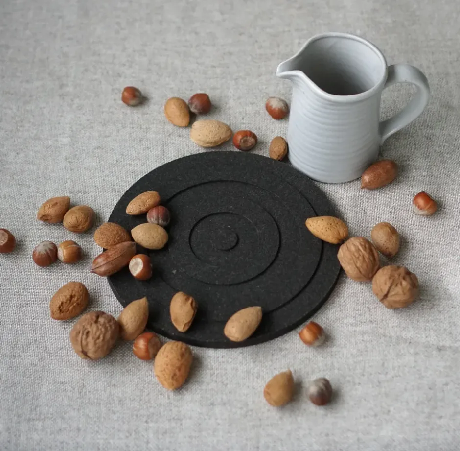 Circle rund grytunderlägg Ø20 cm, Svart