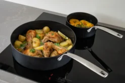 Combekk Element traktörpanna aluminium svart, Ø28 cm