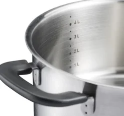 Functional Form gryta med lock, 5 L