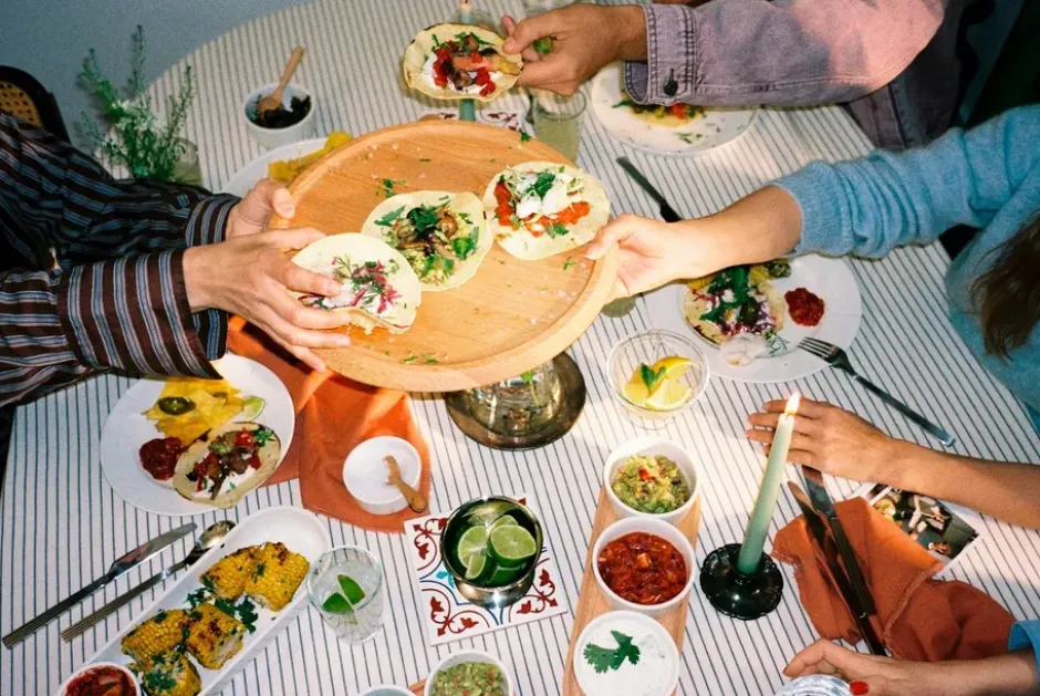 Grand Cru pizzabräda och pizzaskärare, Bok, Ø35 cm