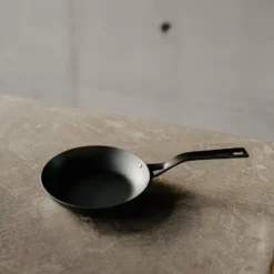 Heirol stekpanna Ø20 cm, Svart