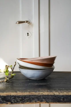 Heirol x Nosse Smooth djup tallrik Ø28 cm, Terracotta