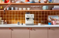 KitchenAid halvautomatisk espressomaskin med kvarn, Porcelain white