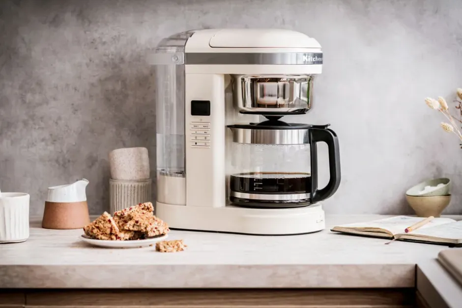 KitchenAid kaffebryggare 12 koppar 1,7 L, Almond cream