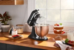 KitchenAid skål dubbla handtag 4,7 L, Hammered copper