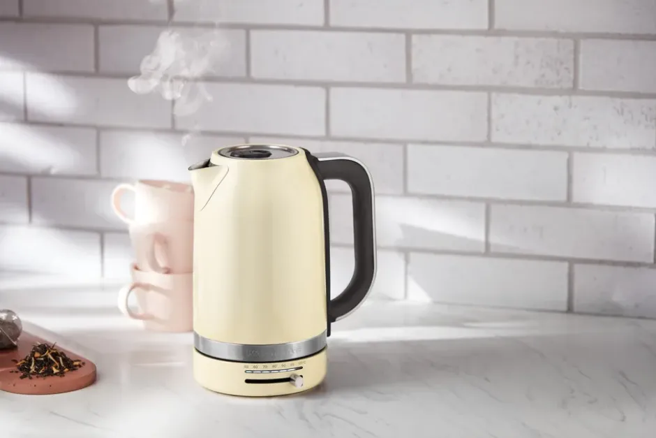 KitchenAid vattenkokare med temperaturkontroll 1,7 L, Almond cream