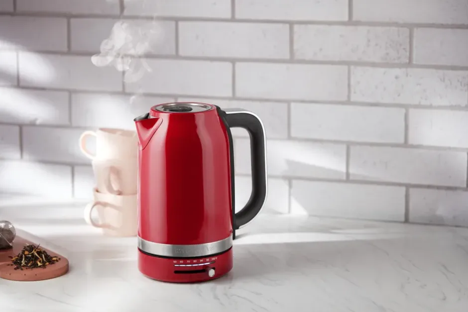 KitchenAid vattenkokare med temperaturkontroll 1,7 L, Empire red