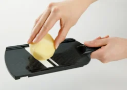 Kyocera julienne mandolin, Svart