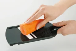 Kyocera julienne mandolin, Svart