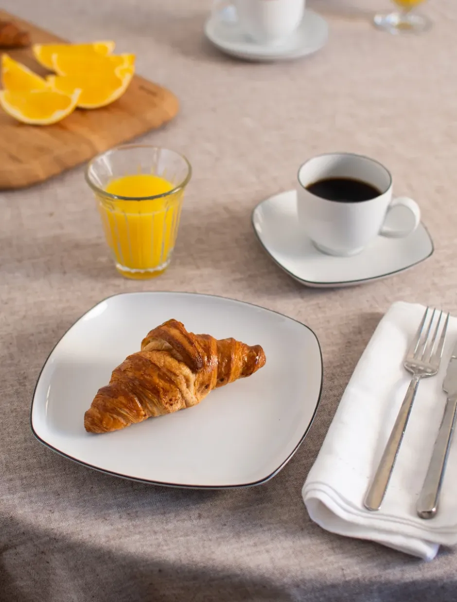Lido black lines kaffeservis kvadratisk 18 delar, Vit med svart kant