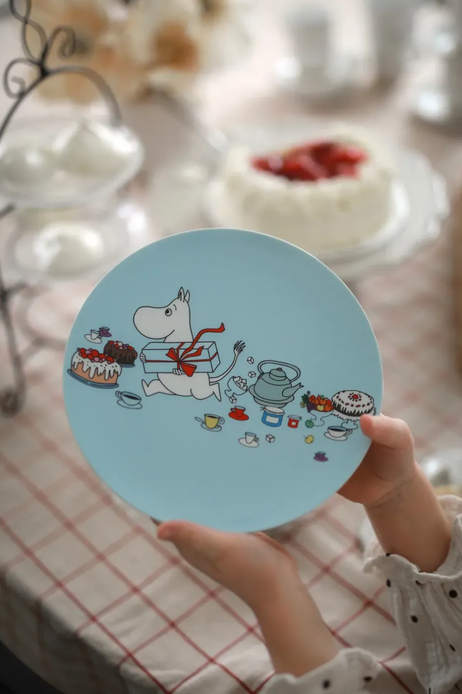 Mumin Picknick flat tallrik Ø19,5 cm, Ljusblå