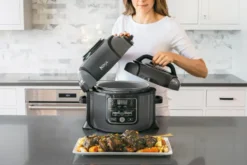 Ninja Foodi OP300 7-i-1 multikokare 6 L, Svart