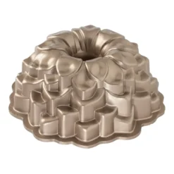 Nordic Ware blossom bundt bakform, 2,4 L