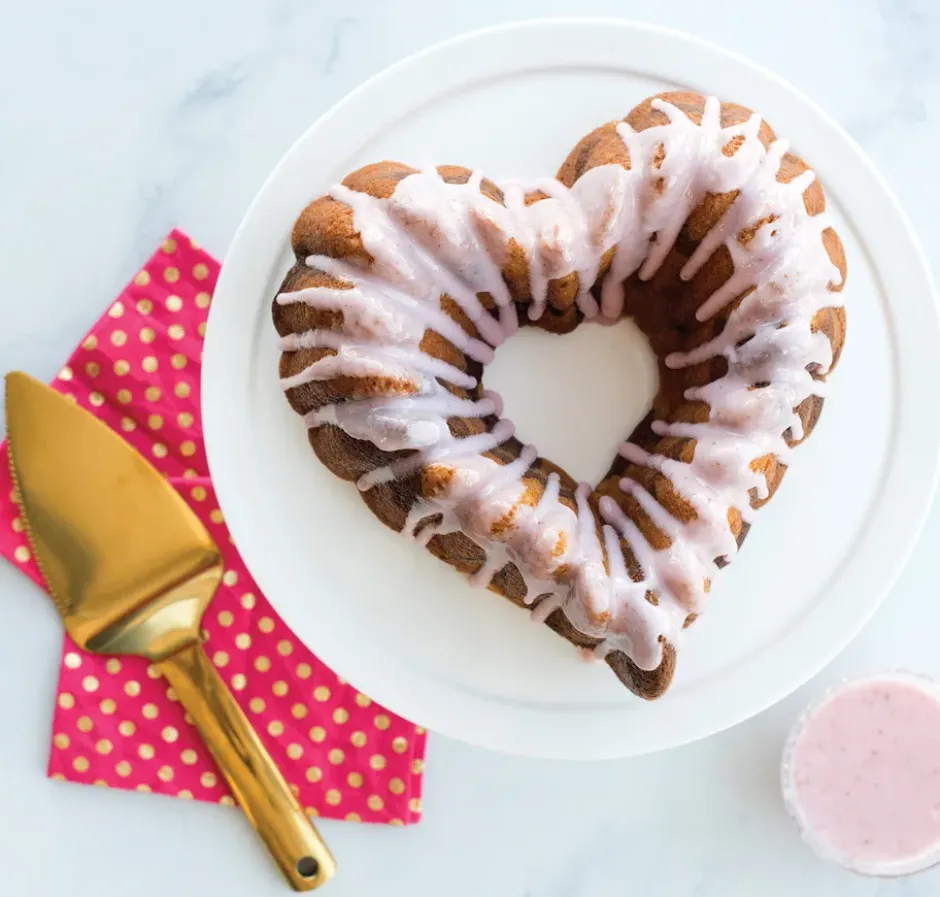 Nordic Ware elegant heart bundt bakform, 2,4 L
