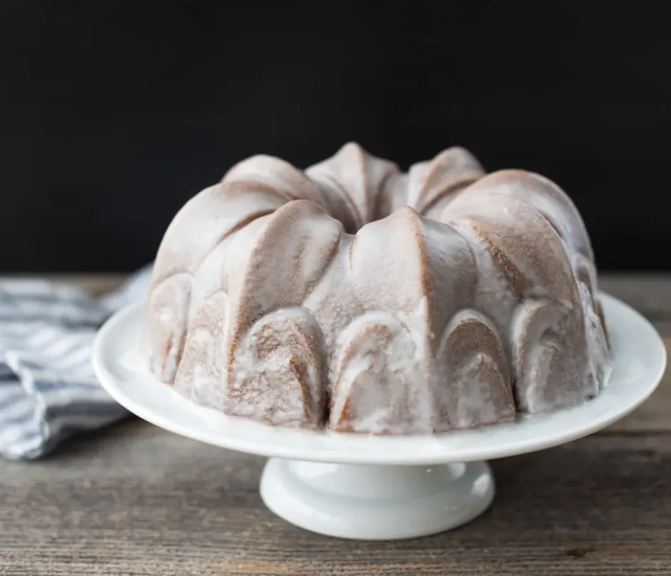 Nordic Ware Fleur De Lis Bundt bakform, 2,4 L