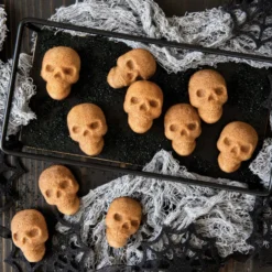 Nordic Ware Skull Bites bakform, Brons