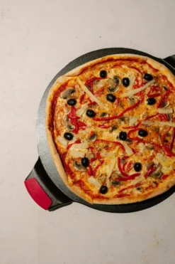 Pizza sten med silikonhandtag, Ø38 cm