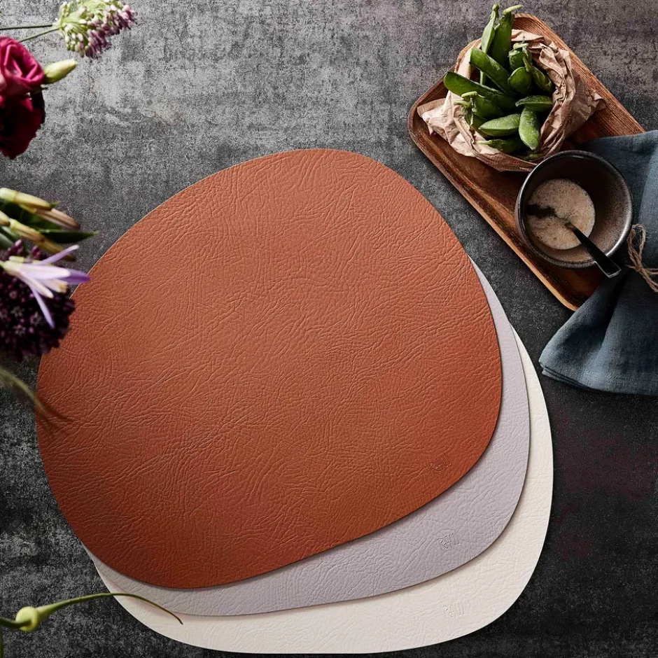 Raw bordstablett läder, Cinnamon brown buffalo