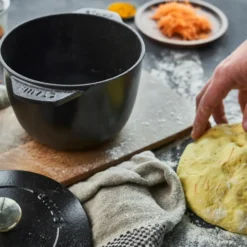 Rice cocotte gjutjärnsgryta 1,6 L, Svart