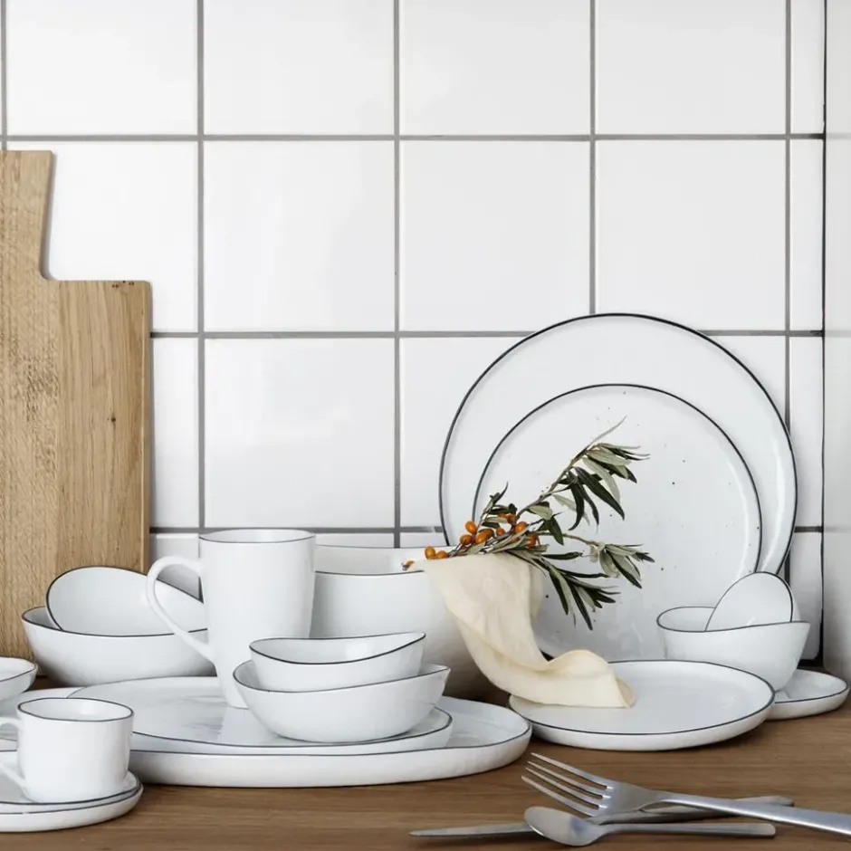 Salt tallrik utan prickar, Ø 28 cm