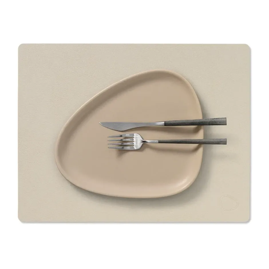 Serene bordstablett square M 26,5x34,5 cm, Cream