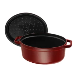 Staub La Cocotte oval gryta gjutjärn 5,5 L, Grenadinröd
