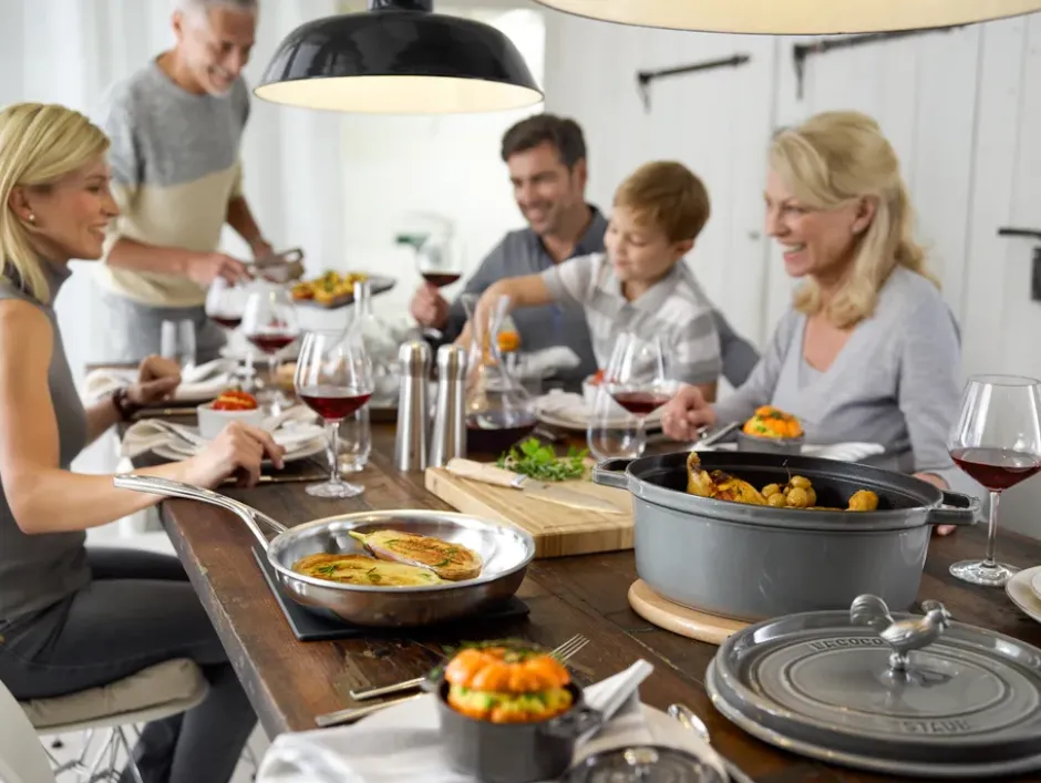Staub La Cocotte oval gryta gjutjärn 3,2 L, Grafitgrå