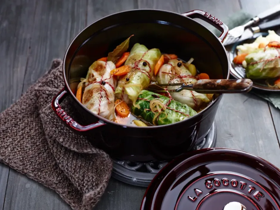 Staub La Cocotte rund gryta gjutjärn 2,6 L, Grenadinröd