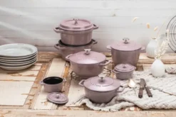 Staub La Cocotte rund gryta gjutjärn 3,8 L, Cherry Blossom