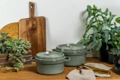 Staub La Cocotte rund gryta gjutjärn 5,2 L, Eukalyptus