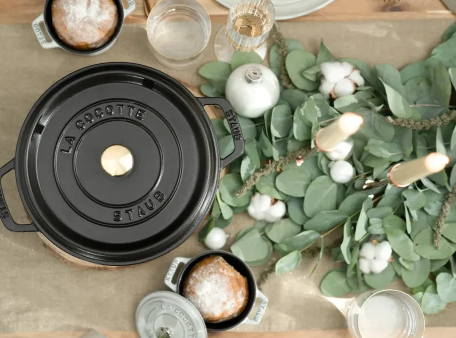 Staub La Cocotte rund gryta gjutjärn 8,4 L, Svart