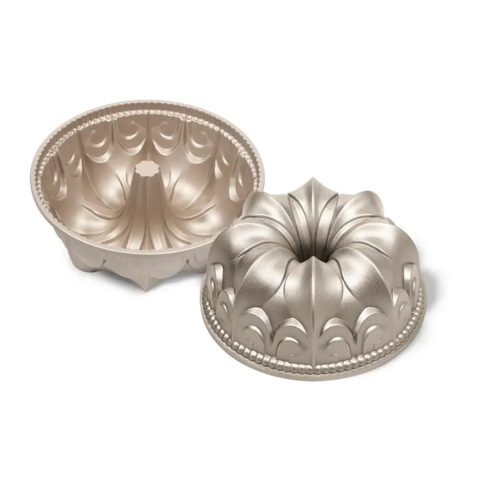 Sweet Magic bakform, Gjuten aluminum, Lily Flower, 194 cl