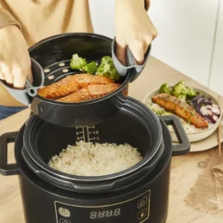 Turbo Cuisine QK7548S0 multikokare 3,2 L, Svart