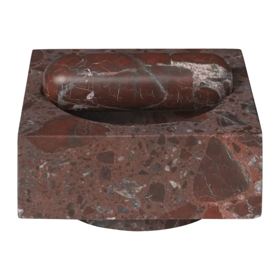 Tvara mortel, Rosso levanto